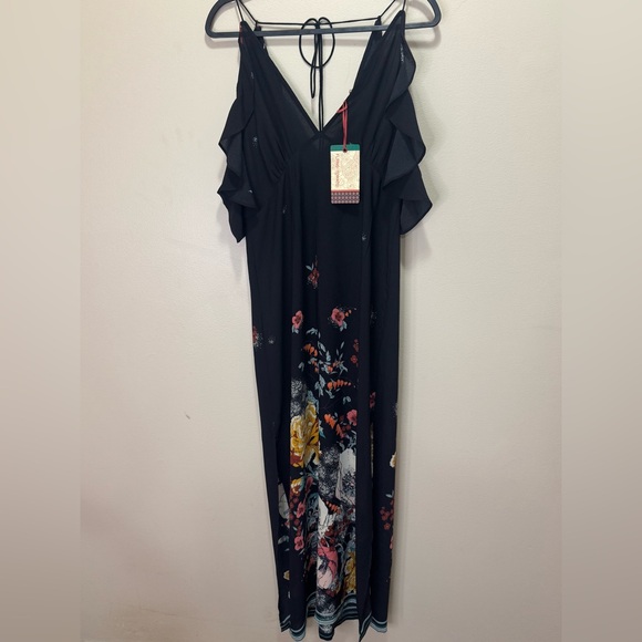 Flying Tomato Dresses & Skirts - NWT Flying Tomato Dress